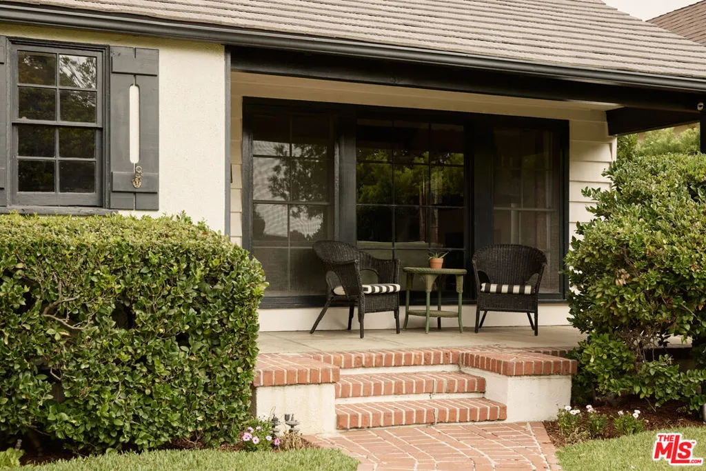 2035 Monte Vista Street, Pasadena, California 91107 home-pic-2